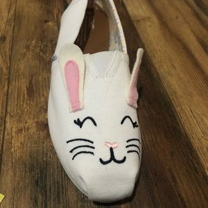 Toms classic bunny face jersey shoes size 10